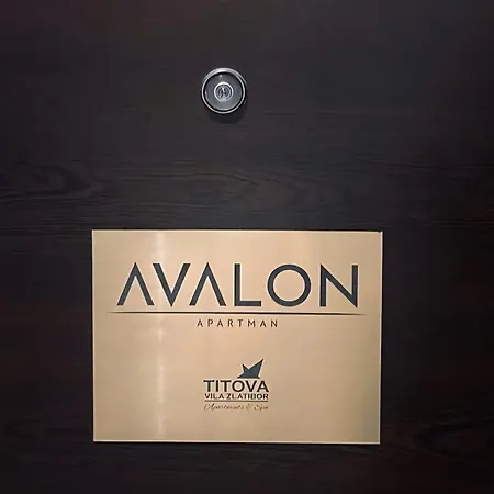 شقة Avalon Titova